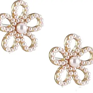 Yu Fashions Pearl 5 Petals Flower High Fashion Korean Earrings Stud Pair