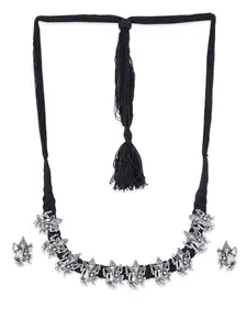 Binni s Wardrobe Women's Gold Plated Square Pendant Duck Inticrated Beautiful Choker Set (Ganpati Choker)