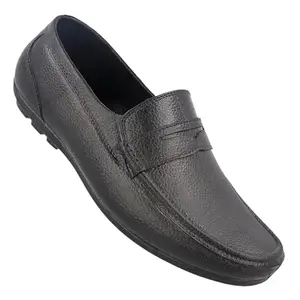 WALKAROO 12323 Mens Casual Wear and Regular use Sandals - Black