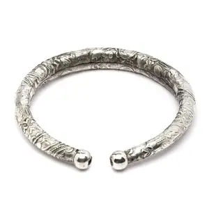 sanjog Unisex Silver-Plated Engraved Tribal Design Adjustable Oxidised Single Kada Anklet