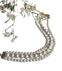 A.T. Collections middle motil big line