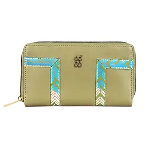 Baggit Womens Lwxe Dess 3T5 Wallet- Green