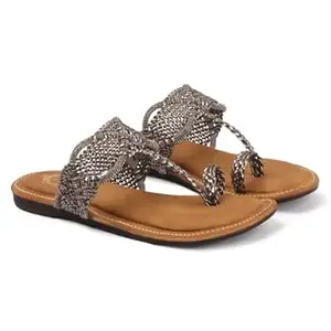 DRAG THE DEALS Women’s Casual Flat Sandals – Durable TPR Sole, Soft Footbed, Stylish Everyday Wear