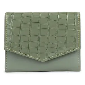 TnW Elegant Compact Wallet for Women – Slim, Minimalist Purse with ID Window & Coin Slot (Green)