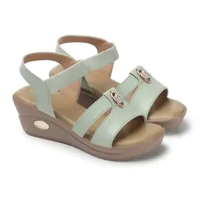 Iconics Women Sandal,Pista Green,UK-6