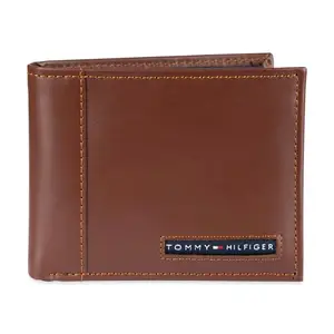 Tommy Hilfiger Leather Men Card Wallet(beige)