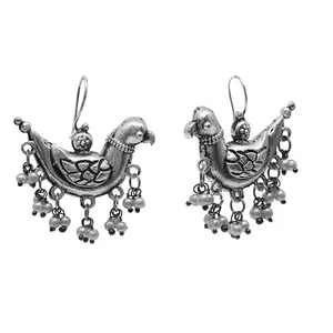 The pari Silver Bird Designed Antique Earrings