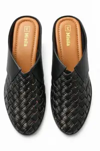Self Woven Black Genuine Soft Leather Casual Jutis | Bite and Pinch Free Jutti | Punjabi Casual Juttis | Woman Dailywear Flat Mojari | Formal Ethnic Shoe Jutti (UK Footwear Size System, Adult, Women, Numeric, Medium, 4)