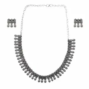 TEEJH Jashwi Choker Necklace Set For Women