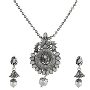 Mansiyaorange Oxidized Rhodium Peacock Theme Pendant Chain Jewellery Set