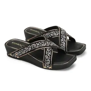 iconics Women Fashion Sandal,Black,UK-4