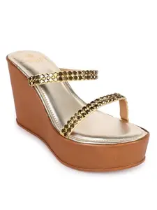 Carlton London women Fashion Sandal,Gold,UK-7