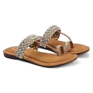 DRAG THE DEALS Women’s Casual Flat Sandals – Durable TPR Sole, Soft Footbed, Stylish Everyday Wear