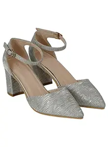 Shuz Touch Women's Modern Fancy Stylish Stone Design Sandal - Golden | Size : 5