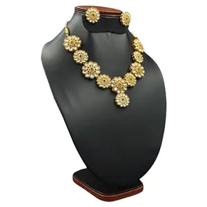 SK SARAF JEWELS Kundan Necklace Set for Women