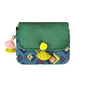 CRAFT HUES Women's Small Flap Wallet Made of Printed Cotton Canvas Fabric | Perfect for Business and ID Cards, Coins, Keys Etc | Trendy and Stylish Design (Green)