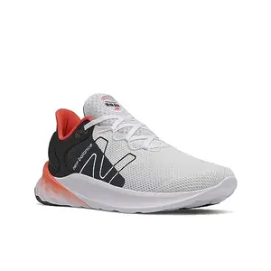 new balance Men ROAV White/Black Running Shoes(MROAVSW2)