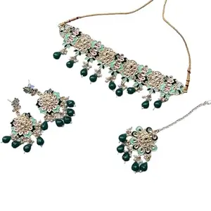 MAA CHAMUNDA Collection Elegant Kundan And Pearl Jwelery Set For Every Occasion Set Includes Necklace Jhumka set and Maang Tika (Green)