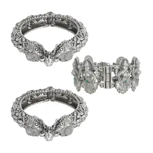 TEEJH Vismay Stacked Bracelet Set