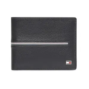 Tommy Hilfiger Men Leather Passcase Wallet - Black, (Glasgow)