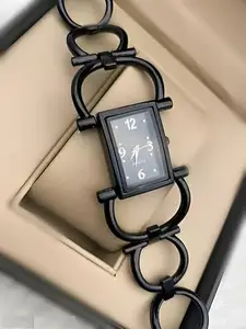 HC HARMI CREATIVE Gorgeous Black Studded Trending Luxury Premium Analog Watch for Women |Comfortable & Durable Timepieces |Ideal Gift Set for (Women)