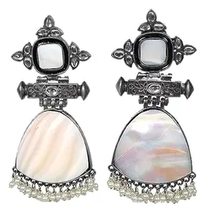 Marble Earrings - Stylish and Contemporary Jewelry for a Chic Look