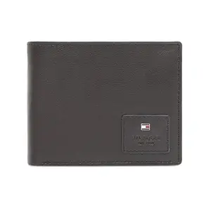 Tommy Hilfiger Men Leather Global Coin Wallet - Brown, (Ploce) No. of Card Slot : 4