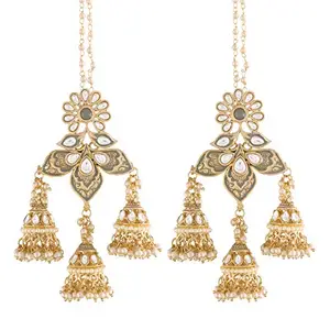 I Jewels 18K Gold Plated Intricately Designed Traditional with Detachable Hair Chain Encased With Kundans & Pearls Jumka Earrings For Women (E2904Gr)
