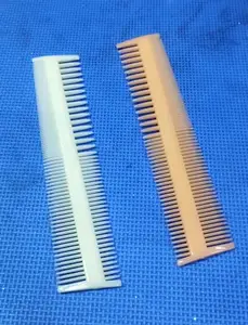4 in 1 Plastic Hair Comb (22 x 4.5 cm) (2 Pcs) Multicolour