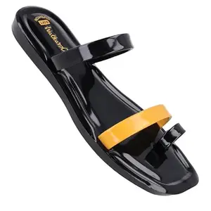 WALKAROO WL7540 Womens Fashion Sandals For Casual Wear and Regular use - Black