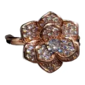 Prisha Arts 2506 Artificial Rose Gold Rotating Flower Ring with Moving Petals