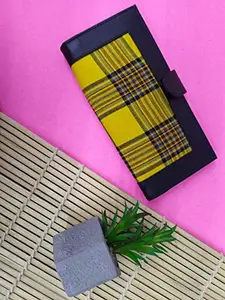 Laxmi Narayan Distributor Women Frame Wallet Size 9 * 4.5 inch. Two Main Compartment Six Card Holders. Made up of Vegan Leather n Cotton Fabric. Keychain,Money and Cards