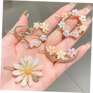 Calitate24 Hair Clip Korean Style for Women - Hair Barrettes Hair Pins Moon Triangle Circle Butterfly Hair Clips for Girls Thick Hair Styling Accessories (Set of 4)