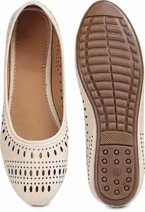 Women's Laser-Cut Ballet Flats, Slip-On Comfort Shoes, White, Perforated Design
