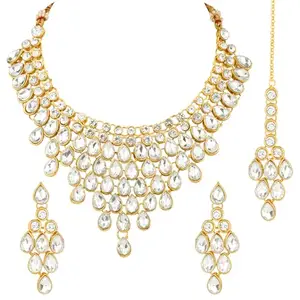 Peora Gold Plated Kundan Choker Necklace with Earring Maang Tikka Traditional Jewellery Set for Women