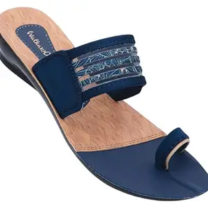 WALKAROO W286 Womens Fashion Sandals For Casual Wear and Regular use - Blue