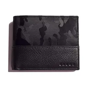 Gauge Machine Black Camouflage Bi-fold Wallet