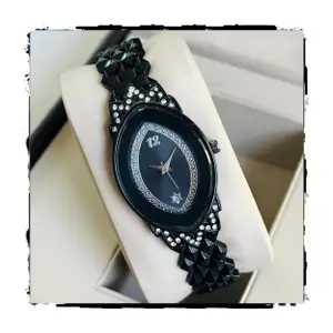 Visit the styledose Store styledose Women Analogue Wrist Watches for Women's & Girls&Miss&Ladies Oval case with Stylish Bracelet Strap