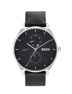 Visit the BOSS Store BOSS Tyler Qtz Multifunction Black Dial Men's Watch|Calfskin Material|Black Color Band - 1570163
