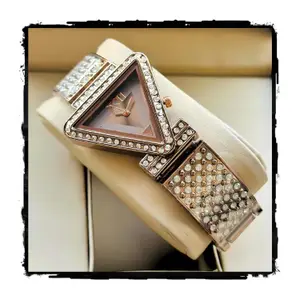 Visit the styledose Store styledose Luxury Dial Diamond Studded Triangle case and brecelet Strap Stylish Quartz Analogue Wrist Watches for Women's & Girls&Miss&Ladies