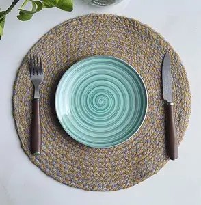 CRAFTOKRI Green Ceramic Quarter Plate Elegant Dining Essential 18X18X3Cm