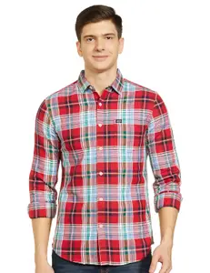 Brand: The Indian Garage Co The Indian Garage Co Men Slim Fit Checkered Full Sleeves Spread Collar Casual Shirt